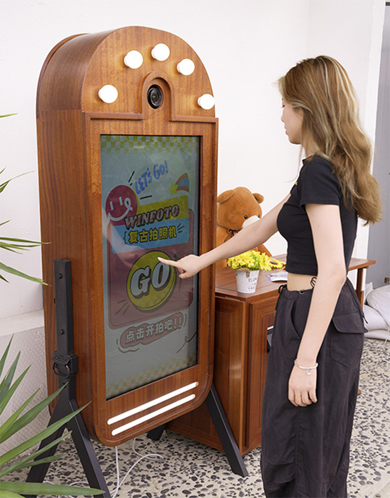 復(fù)古互動拍照機(jī)
